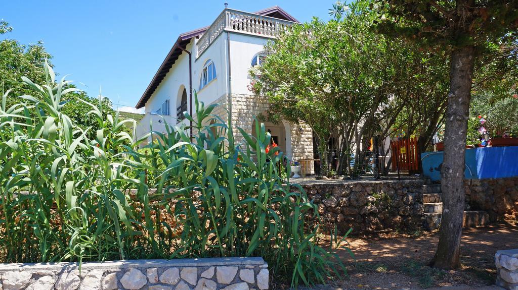 Guesthouse Garni Stara Novalja Exteriör bild